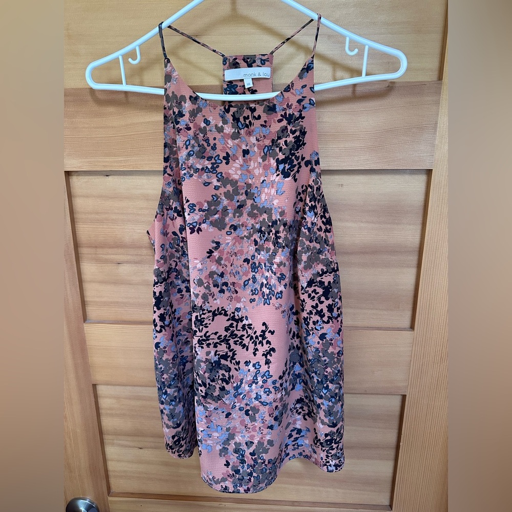 Monk & Lou coral tank